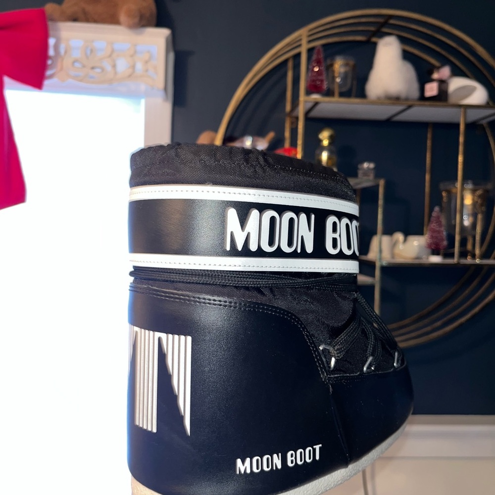 Moon Boot Black Winter & Rain Boots 7/8.5